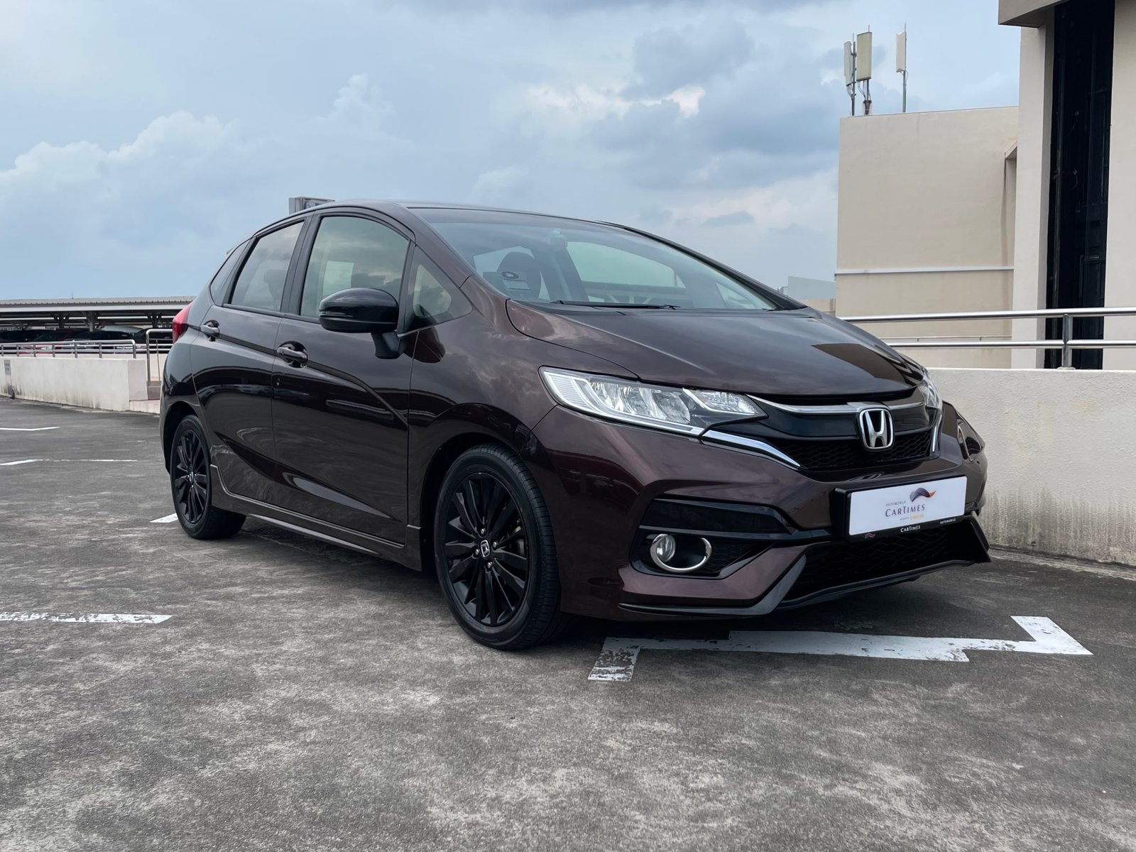Used Honda Jazz 1.5 for sale in Singapore